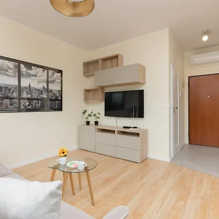 Niemcewicza Pet-friendly By Renters * Varsó