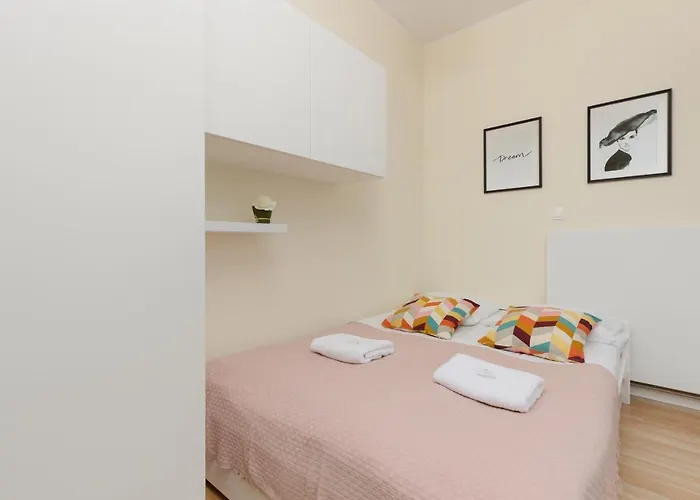 Niemcewicza Pet-friendly By Renters *